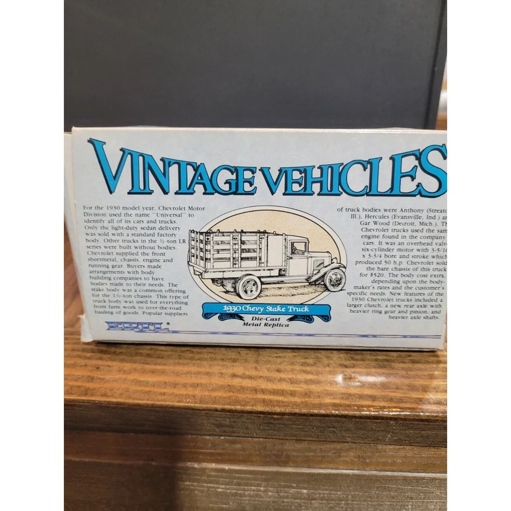 ERTL Classic Vehicles 1930 Chevy Delivery Stake Truck 1:43  # 2503